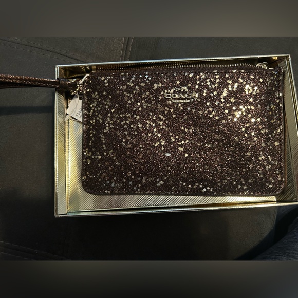 Coach wristlet - Picture 2 of 4